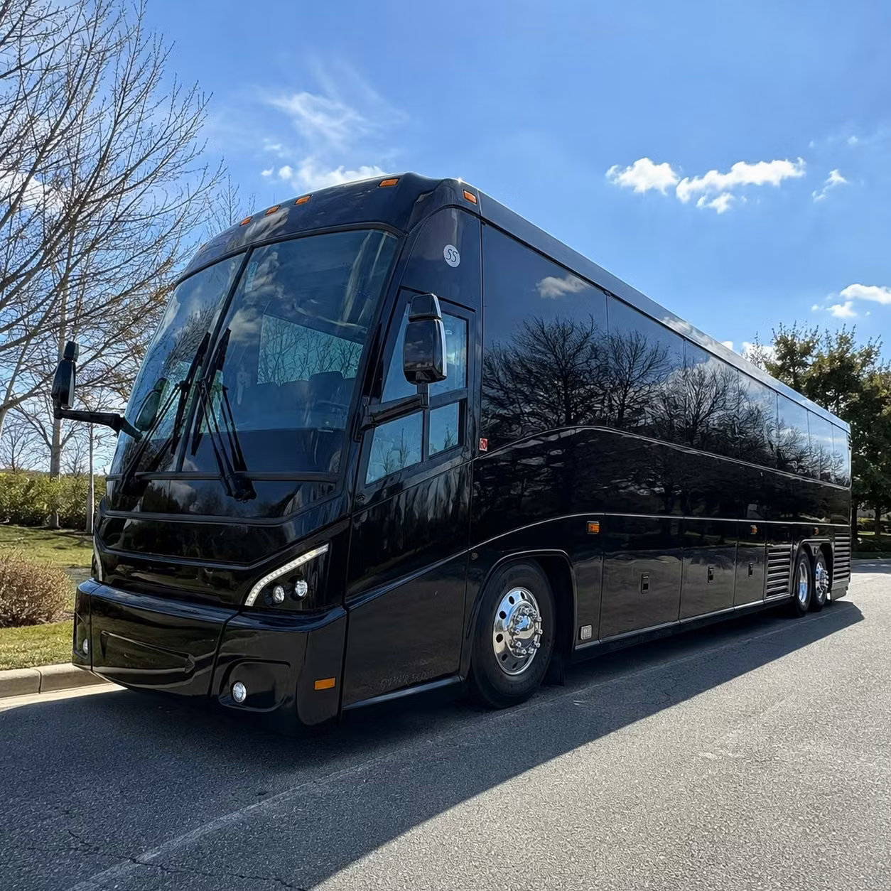 charter bus rentals for iowa army national guard movements in iowa city