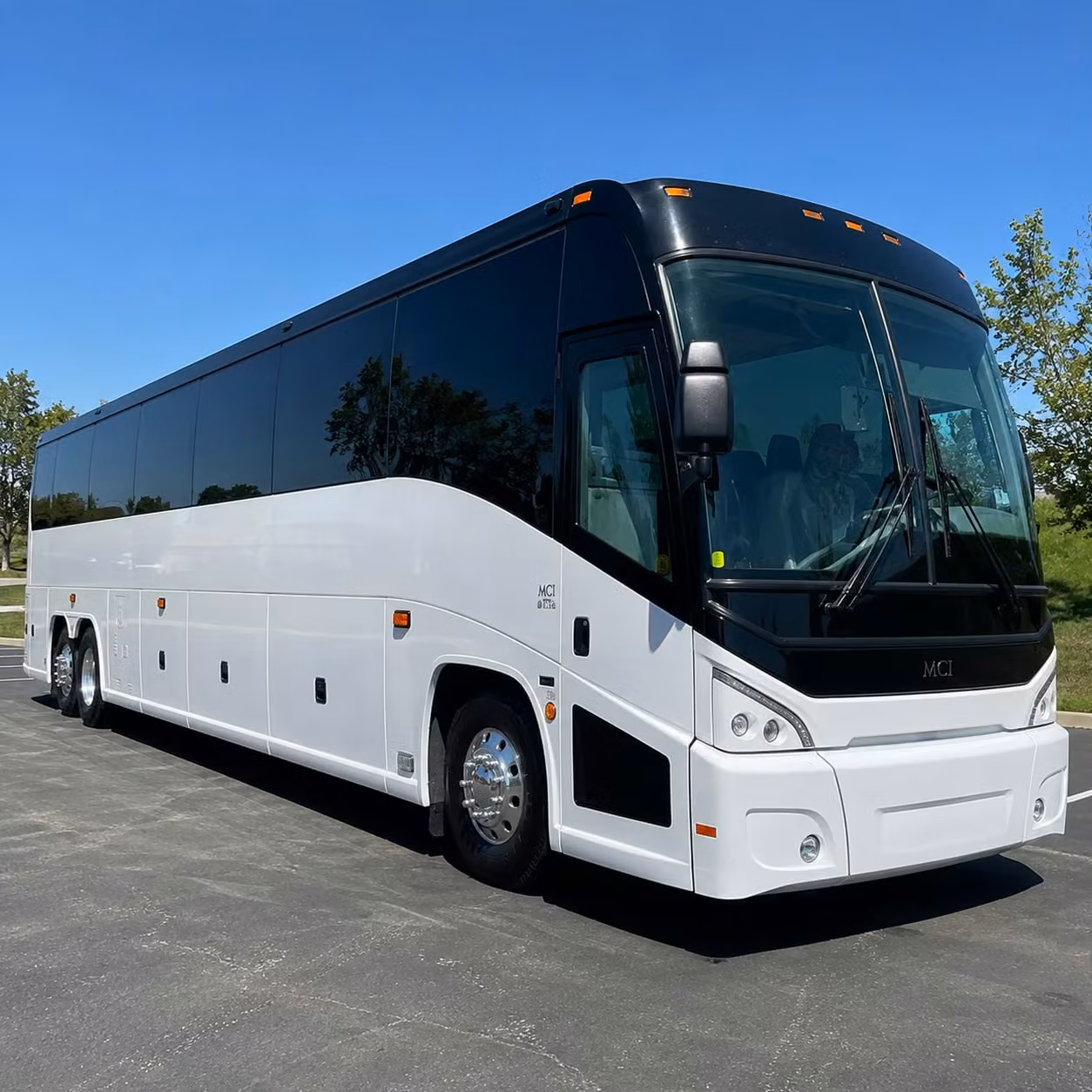 your university of iowa group deserves seamless airport shuttle service